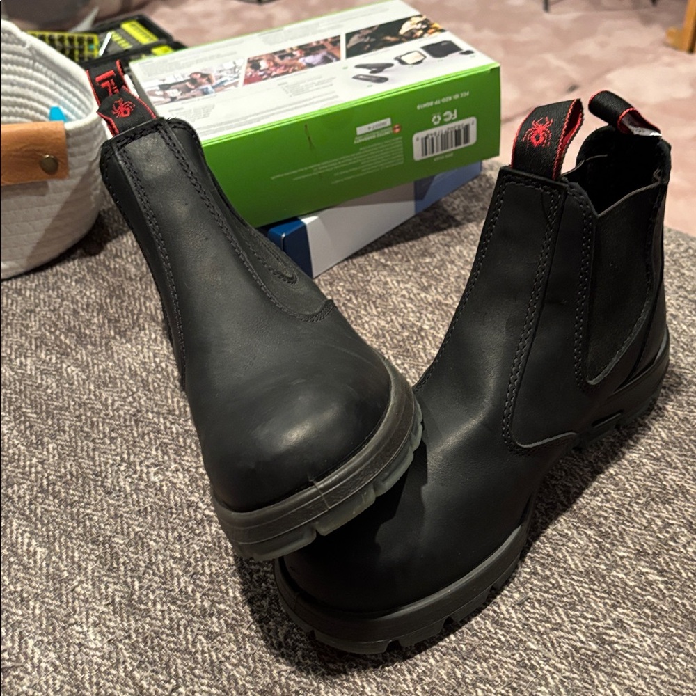 Redback Boots Black Winter & Rain Boots - Picture 2 of 3